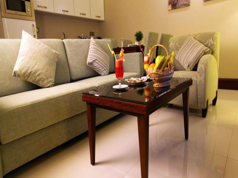 Western Lamar Hotel 4*